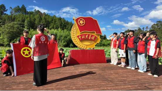 【中国网】best365唯一官网暑期"三下乡"社会实践活动走心走深走实