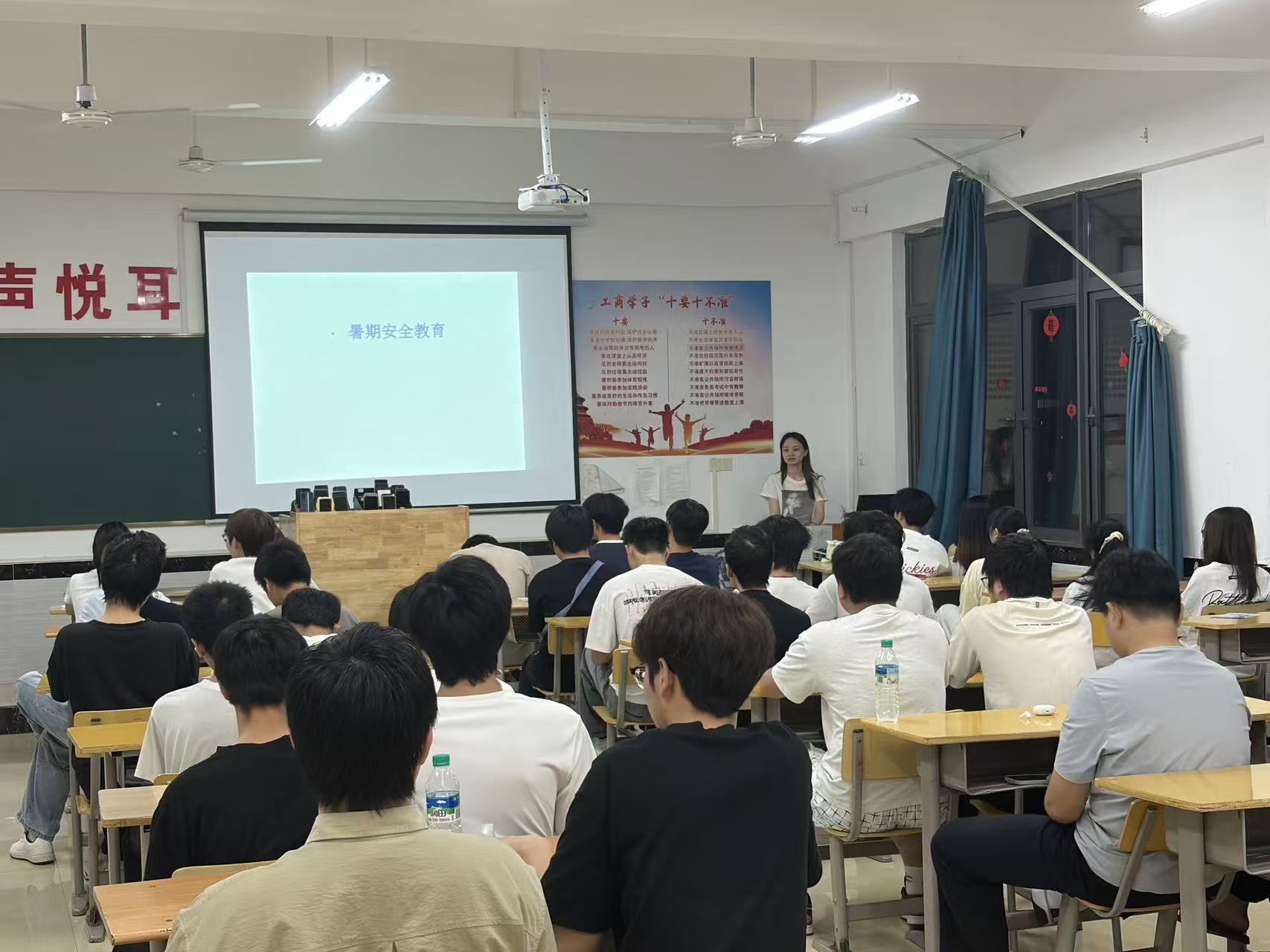 正在上传... 正在上传...
